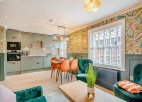 Royal Spa Penthouse- 2 Bed Luxury Appt, Parking